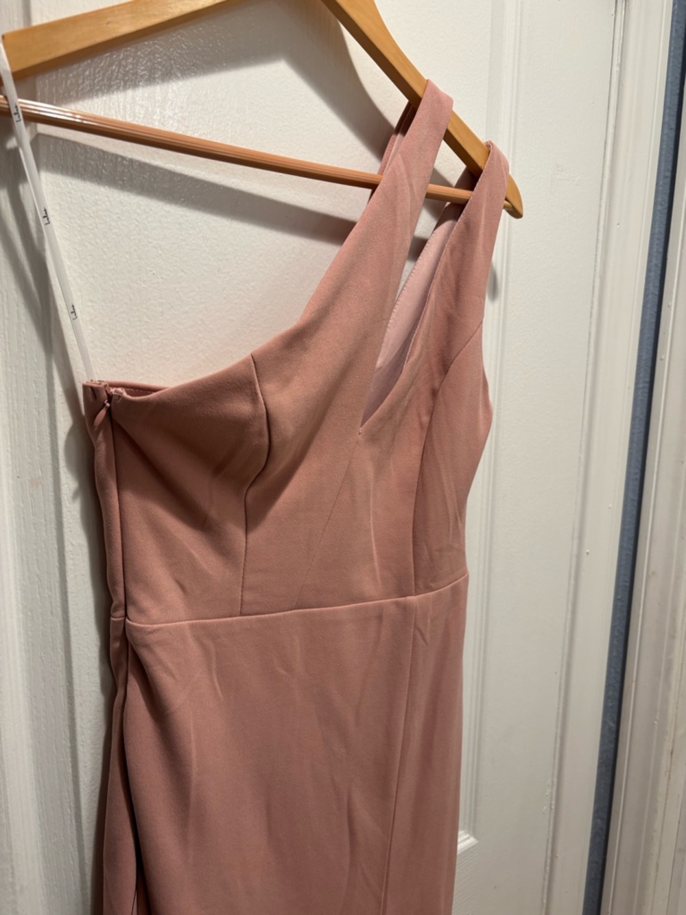 NEW Lulu's Cocktail Club Blush Pink One-Shoulder Midi Dress Front Slit size S - Picture 4 of 16